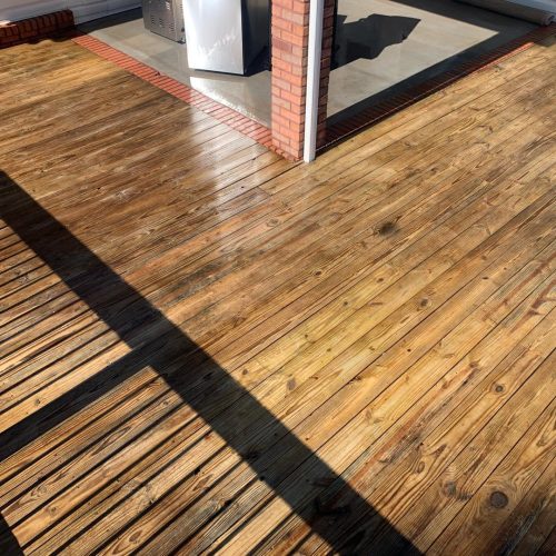 Deck Cleaning Knoxville TN